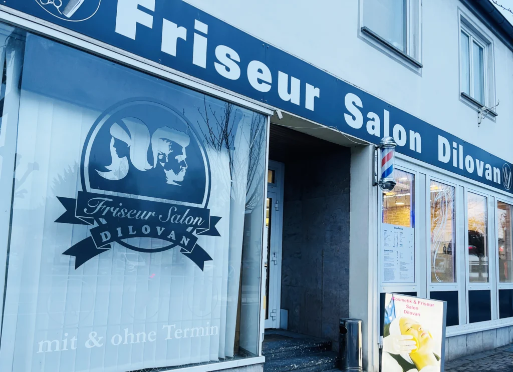 Unser Salon von außen